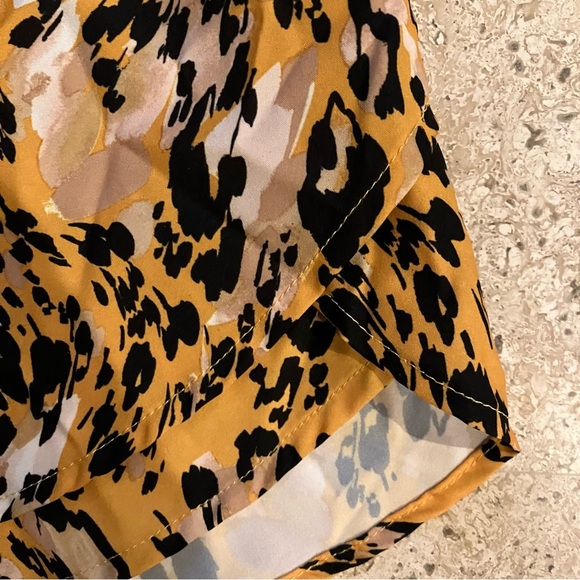 NWT Calia Woman’s Plus Sized Step-up Workout Stretch Elastic Shorts Animal print - Picture 7 of 7